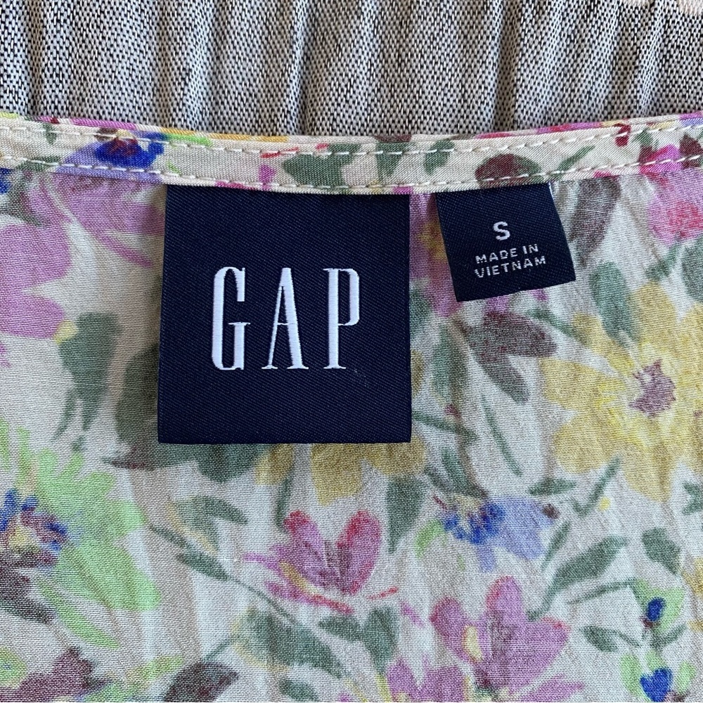 Gap Crepe Flutter-Sleeve Top Spring Multi Floral V Neck Short Sleeve Small Crop - Picture 8 of 13